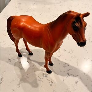 Blue Ribbon Ranch Horse Brown‎ With Some Wear